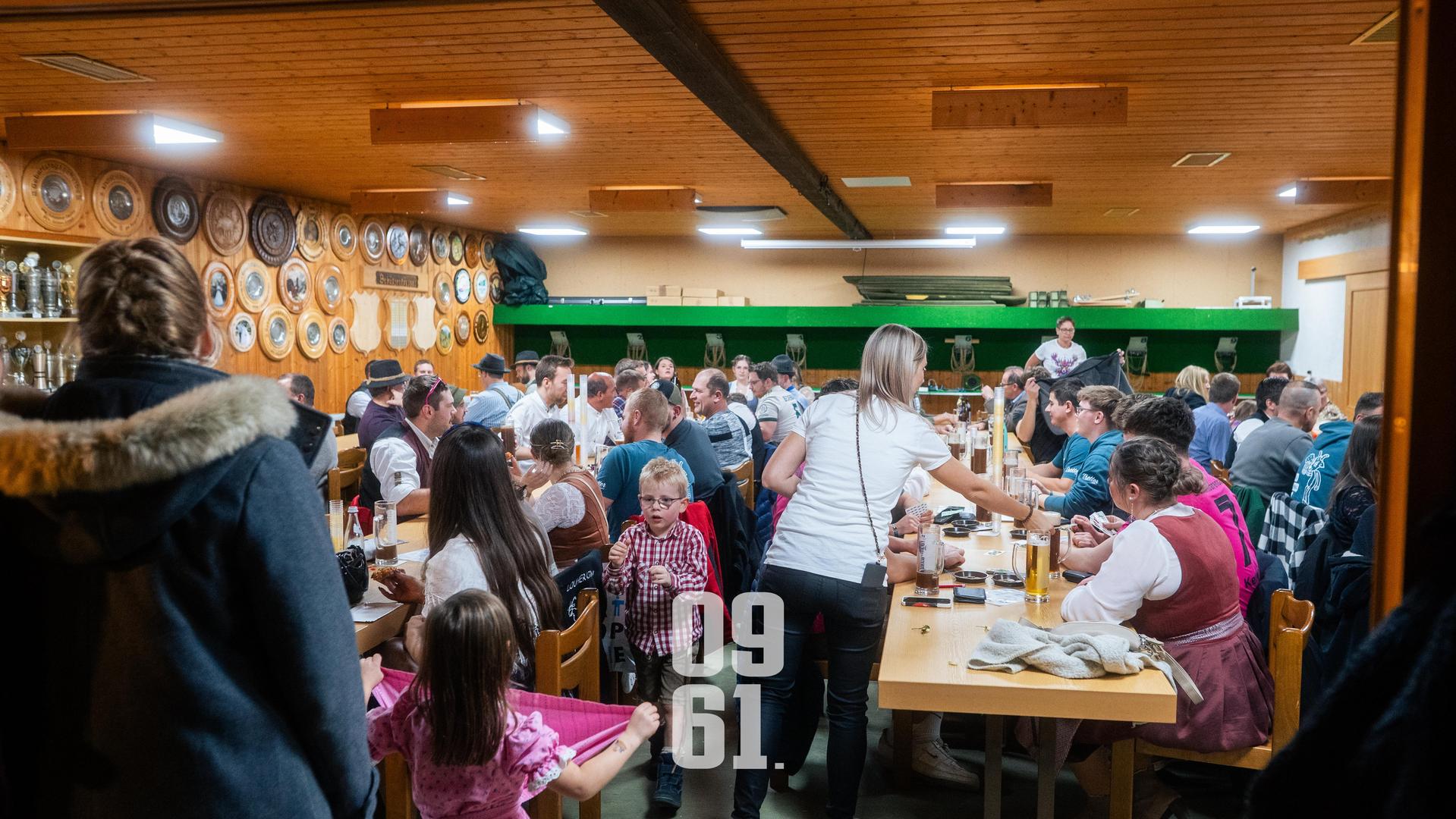 Am Montag habt ihr auf der Luher Kirwa nochmal alles gegeben. Die schönsten Bilder gibt&#39;s hier! (Bild: Hannes Stock)