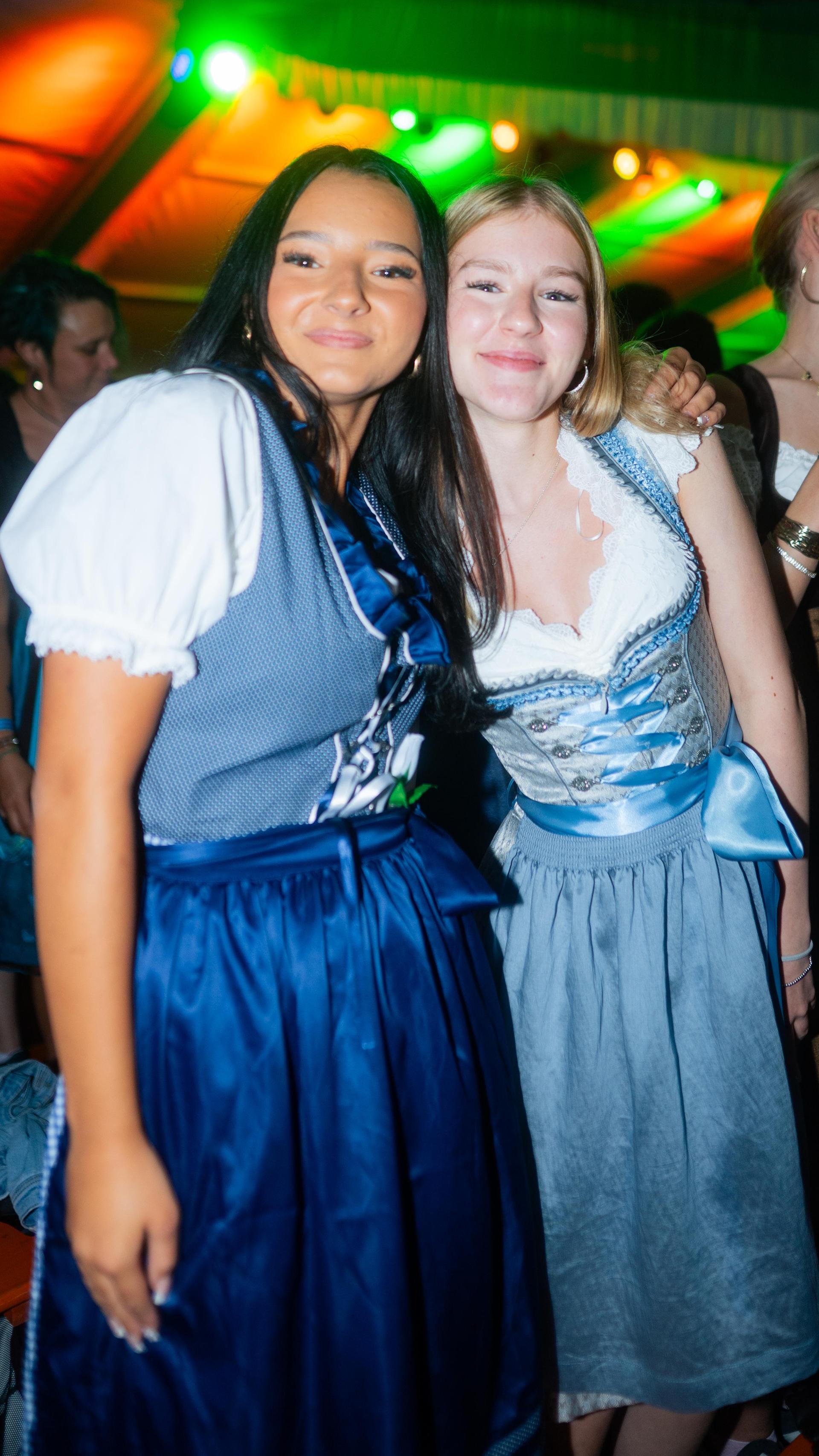 Wernberg feiert Kirwa, die Stoapfälzer Spitzbuam liefern die Musik zum Fest. (Bild: Hannes Stock)