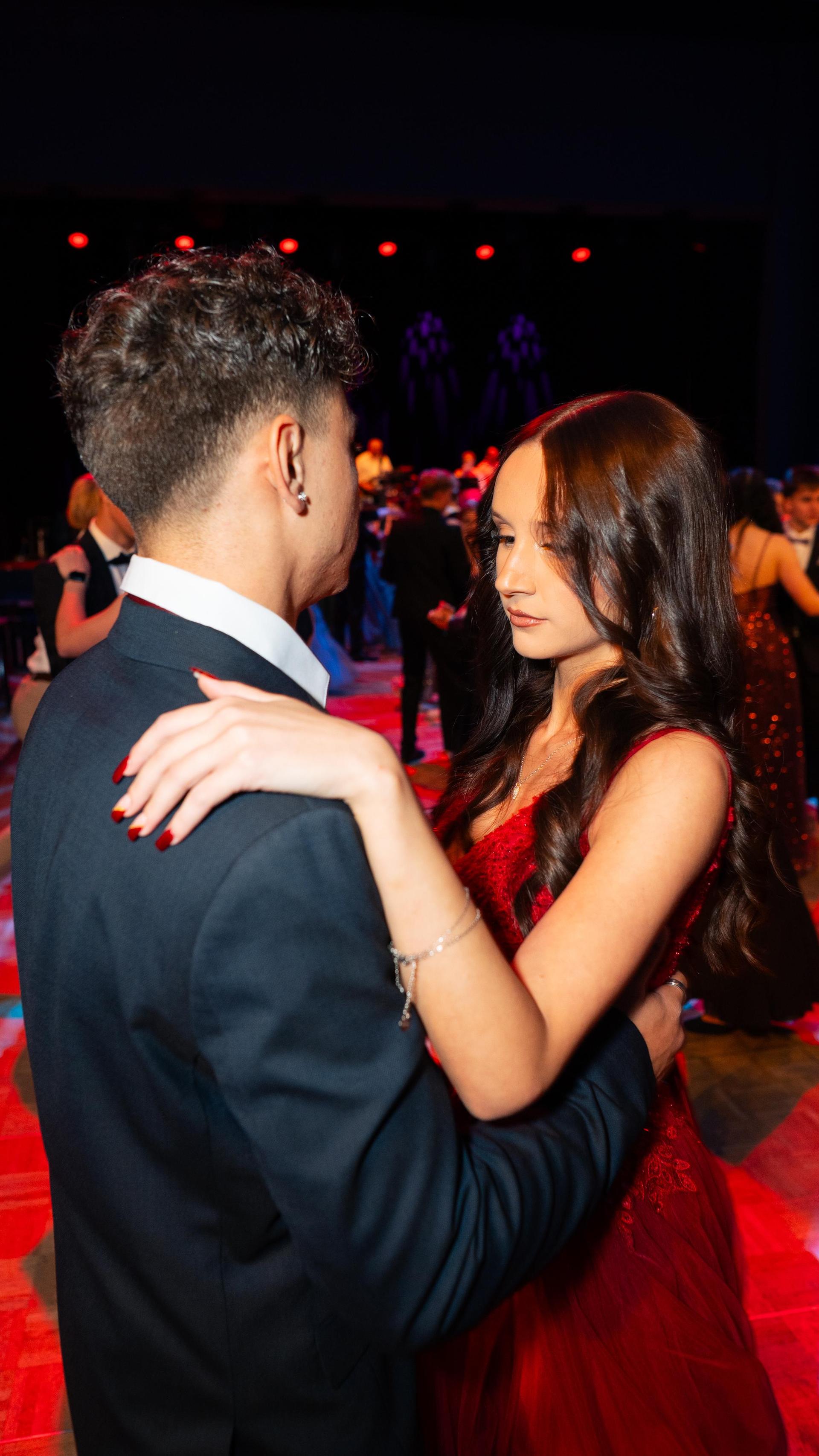 Abschlussball der Weidener Gymnnasien in der Max-Reger-Halle 2025 (Bild: Hannes Stock)