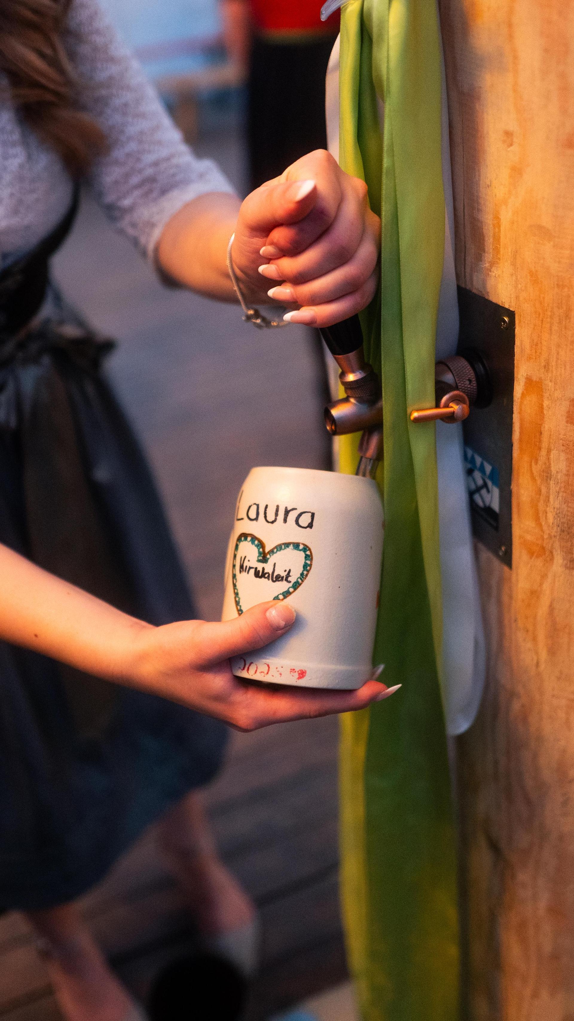 Auch am Sonntag habt ihr auf der Kirwa in Weiherhammer gefeiert. (Bild: Hannes Stock)