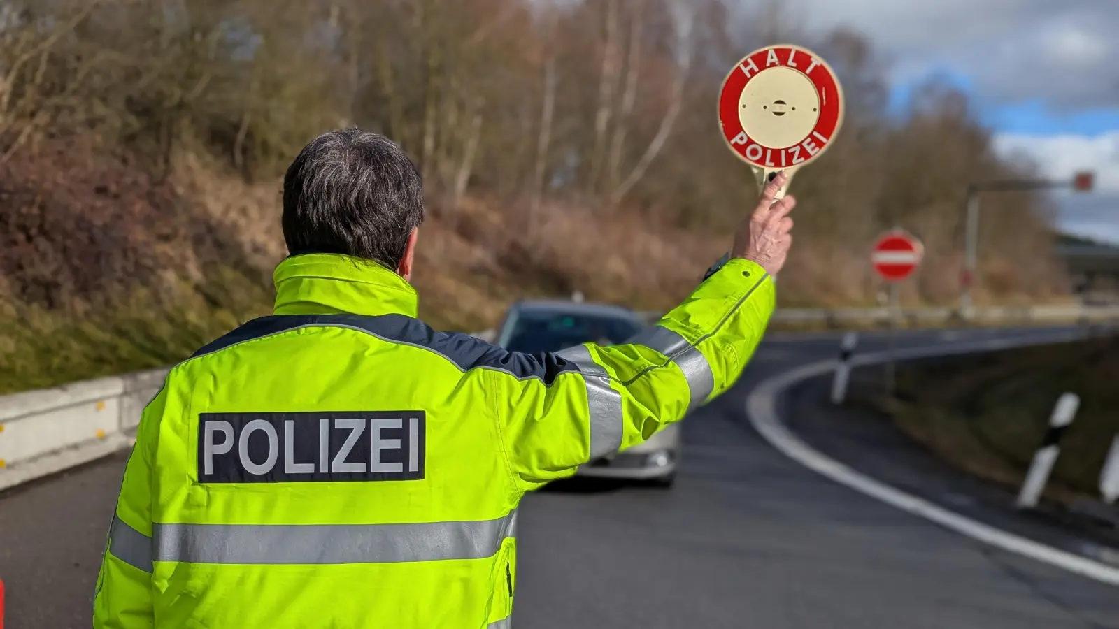 Die Bundespolizei Waidhaus hat bei einer Kontrolle einen Haftbefehl gegen einen Verkehrssünder vollstreckt. (Bild: Bundespolizei)