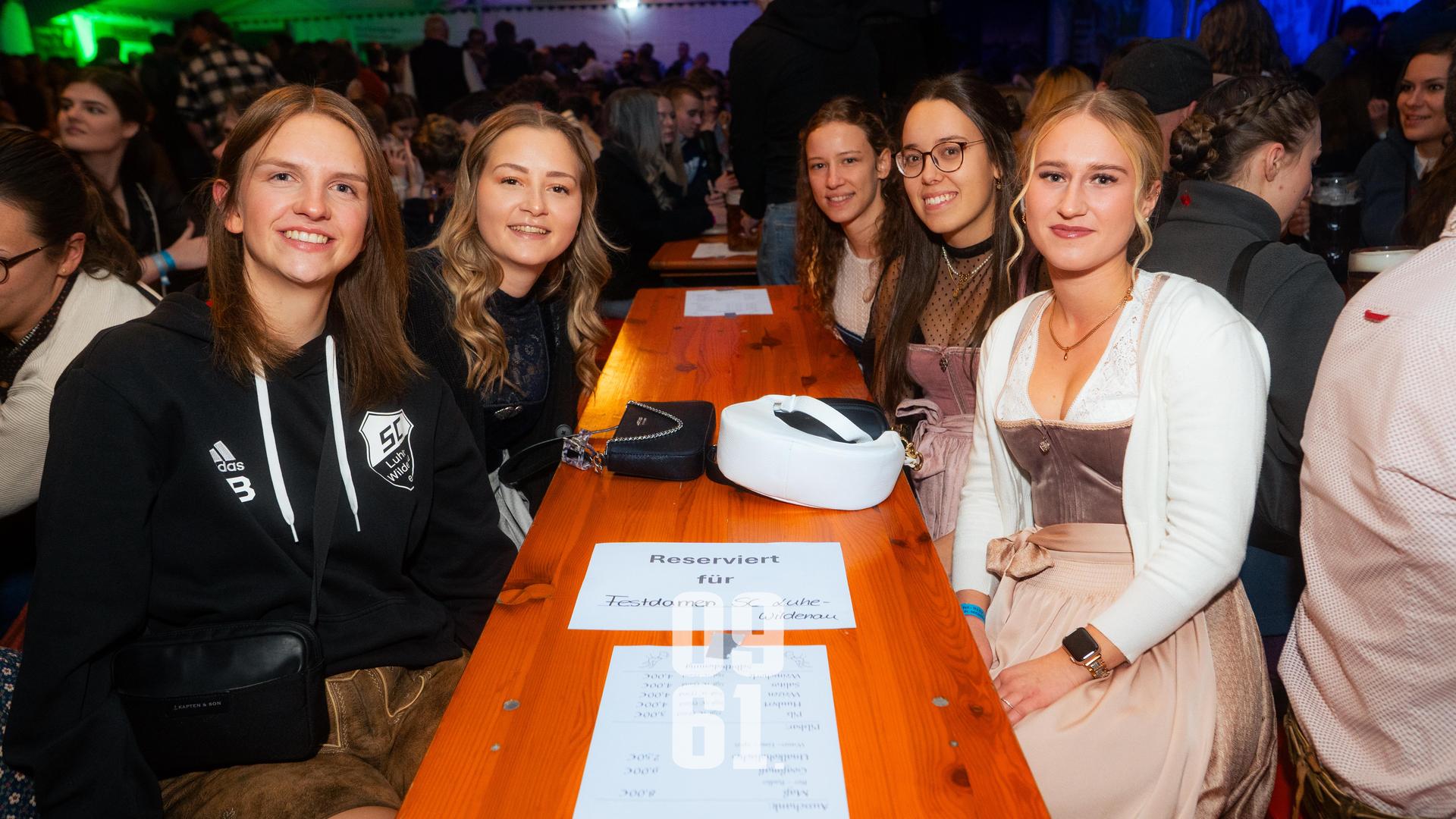 Auch am Samstag habt ihr in Luhe ordentlich gefeiert! (Bild: Hannes Stock)