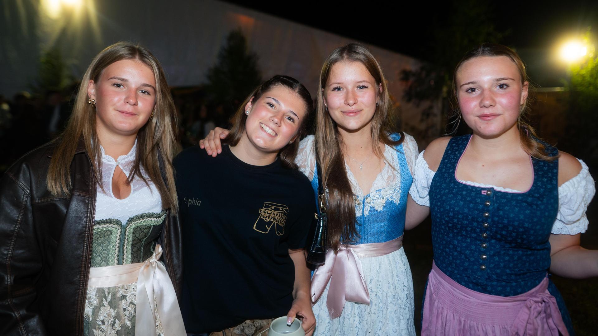 Wernberg feiert Kirwa, die Stoapfälzer Spitzbuam liefern die Musik zum Fest. (Bild: Hannes Stock)