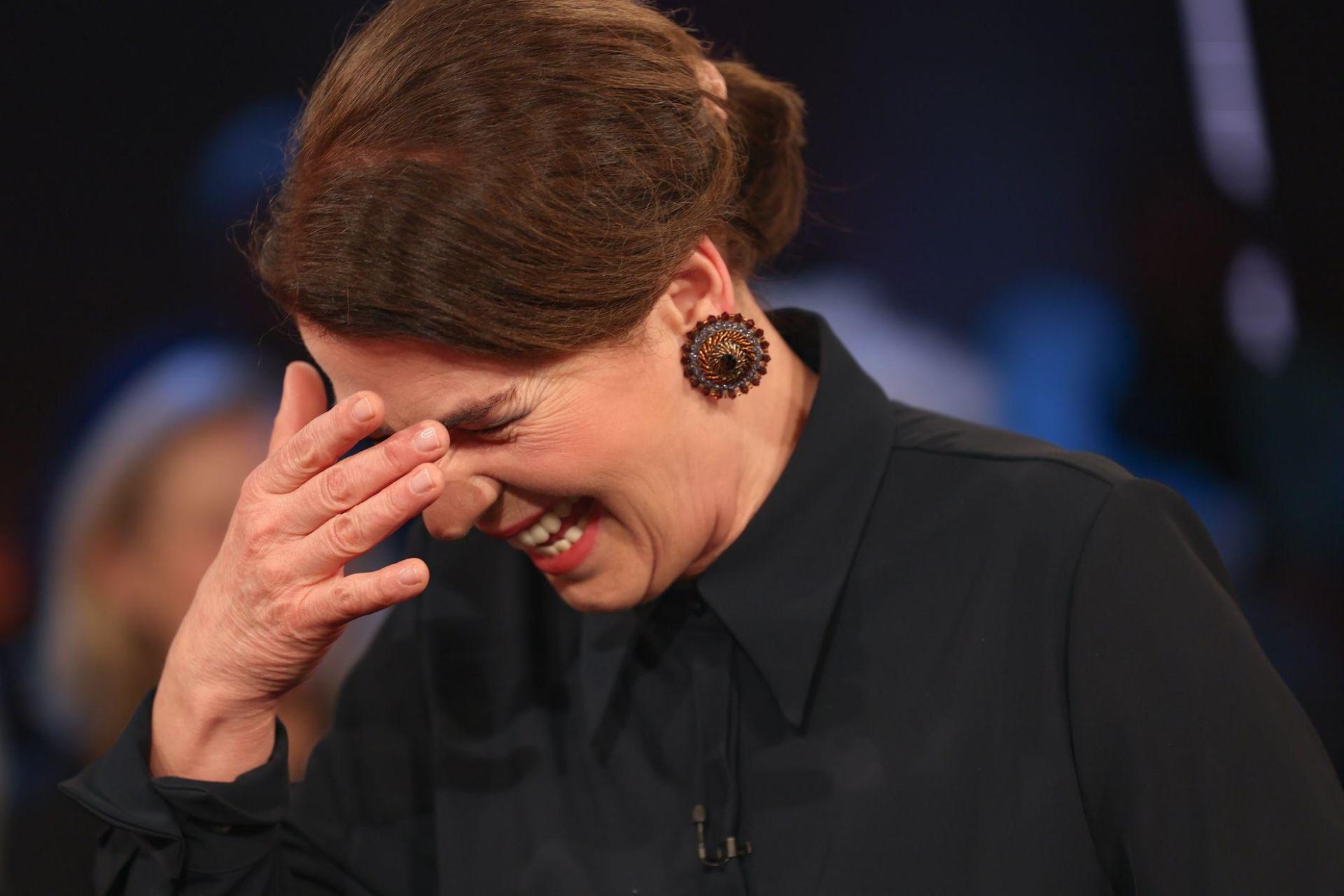 Susanne Daubner nimmt kleine Pannen oft mit Humor. (Archivbild) (Bild: Ulrich Perrey/dpa)