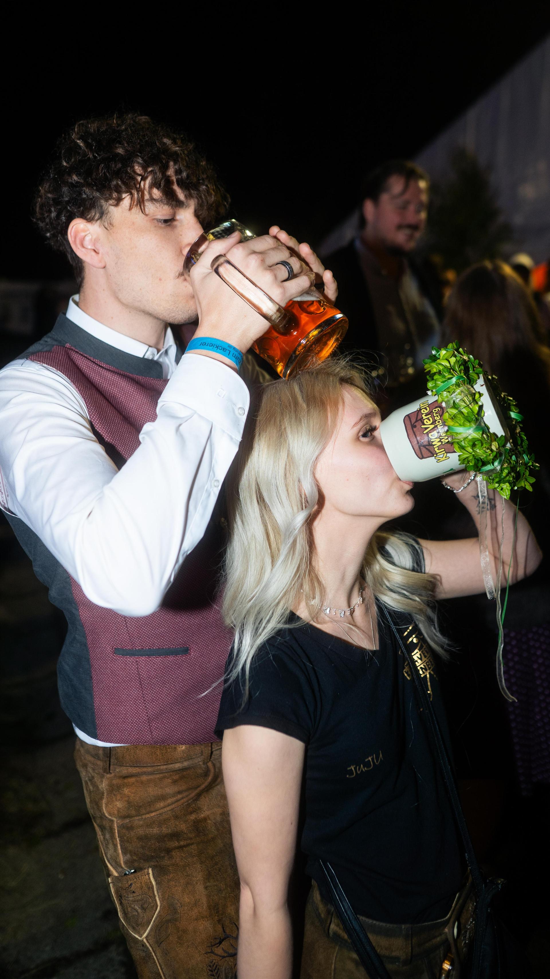 Wernberg feiert Kirwa, die Stoapfälzer Spitzbuam liefern die Musik zum Fest. (Bild: Hannes Stock)