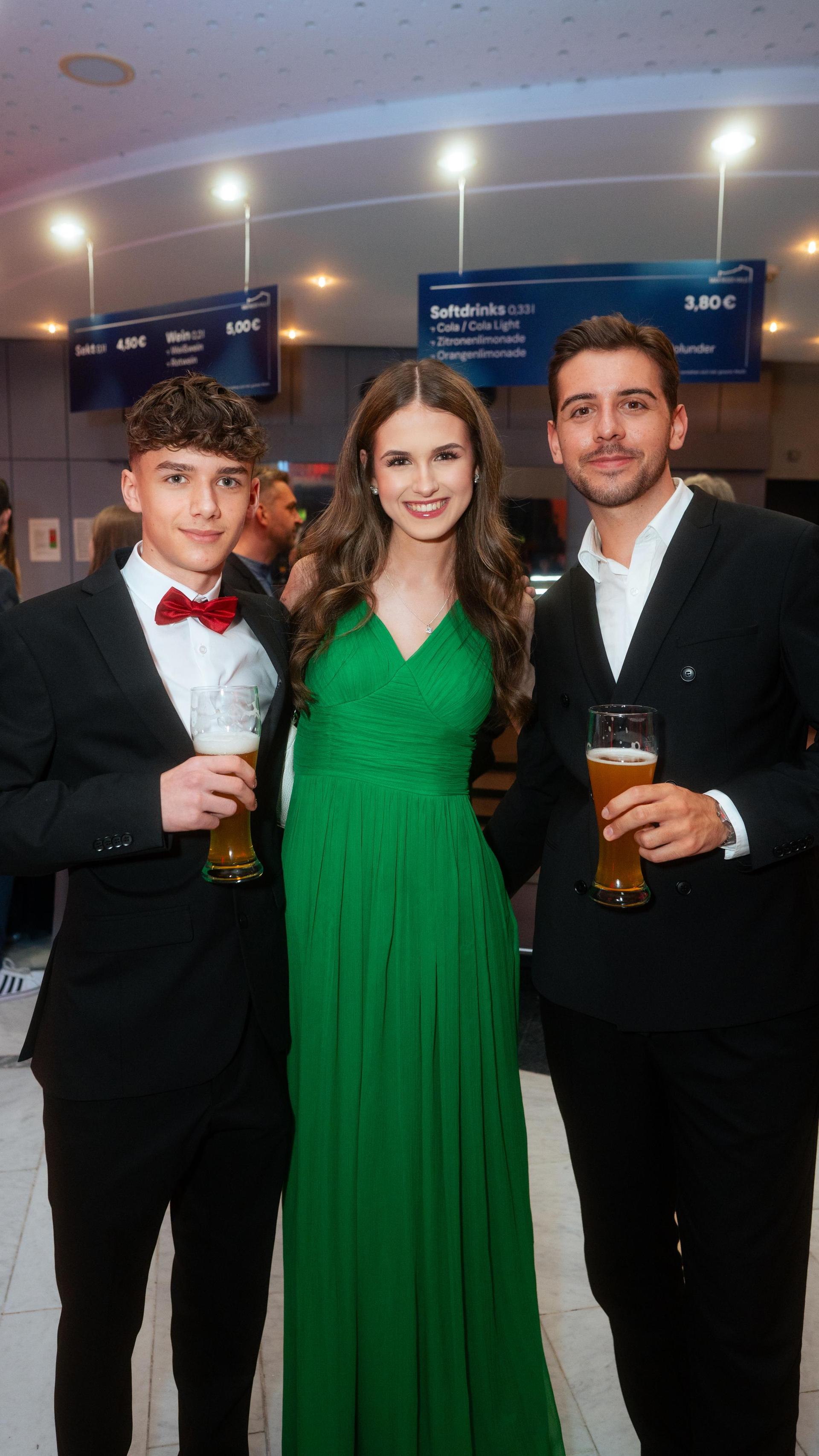 So war der Abschlussball der Realschulen in Weiden. (Bild: Hannes Stock)
