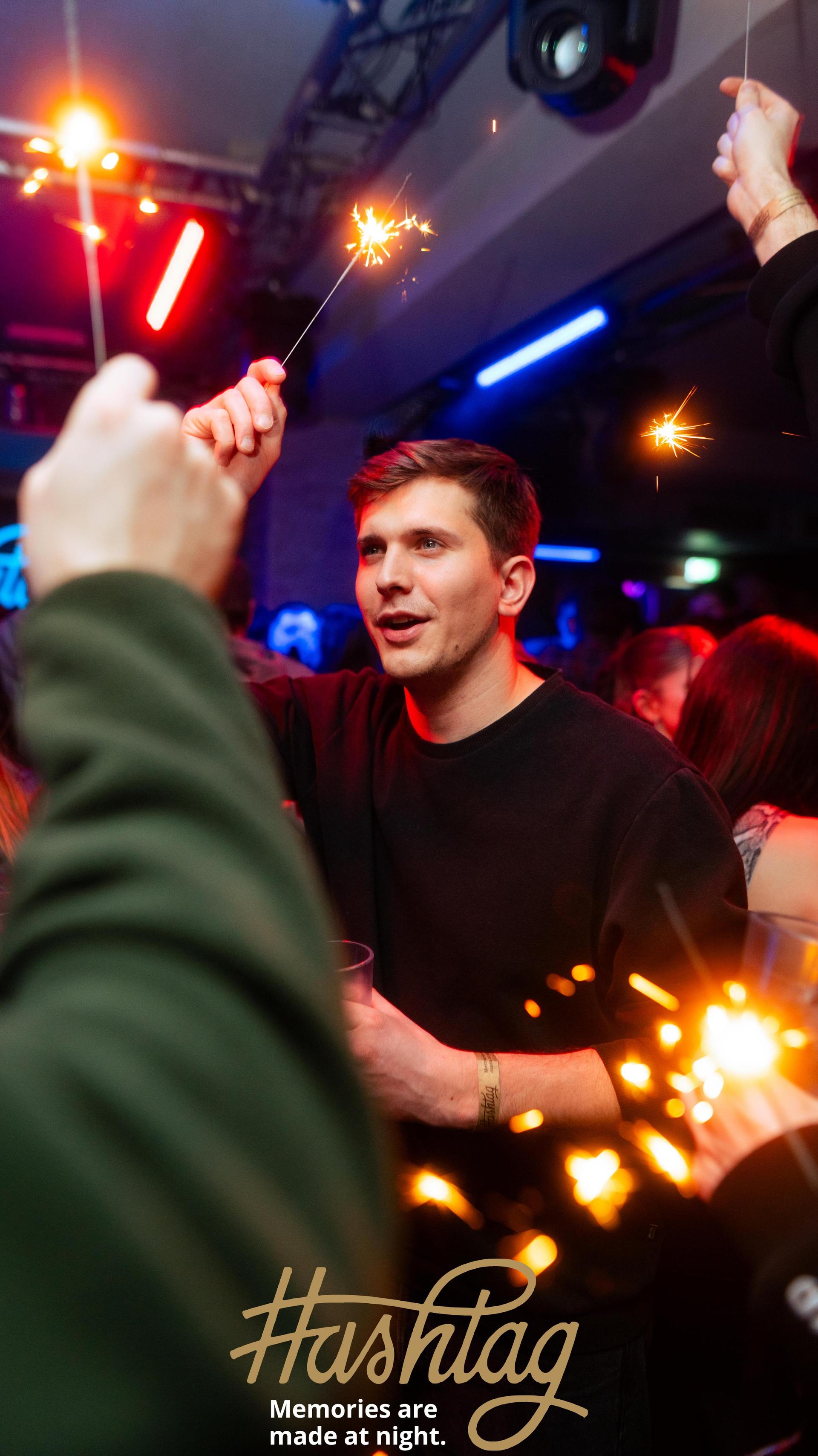 Zum Jahresabschluss gab es im Hashtag nochmal eine große Silvesterparty. Mit dabei war Fotograf Hannes Stock. (Bild: Hannes Stock)