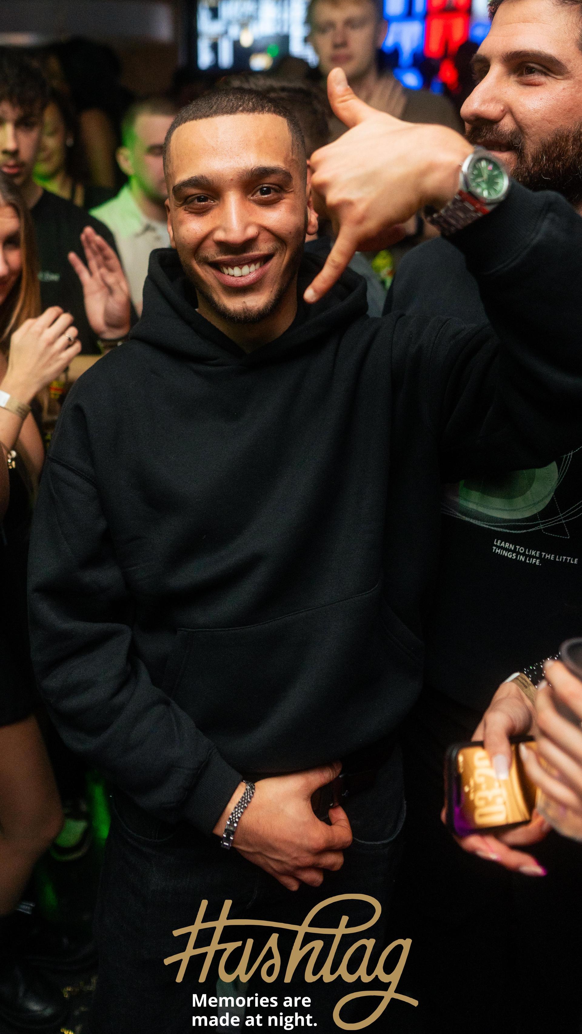 Zum Jahresabschluss gab es im Hashtag nochmal eine große Silvesterparty. Mit dabei war Fotograf Hannes Stock. (Bild: Hannes Stock)