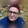 „Ich habe einen neuen Wirkungskreis gesucht und bin über die Website <a href="https://www.anders-als-geglaubt.de/">www.anders-als-geglaubt.de</a> auf meine jetzige Stelle bei der evangelischen Kirche gestoßen. Mir gefällt vor allem die Vielfalt an Aufgaben und der tägliche Kontakt zu Menschen. Ich kann hier meine Berufserfahrung vom pädagogischen bis hin zum geschäftsführenden Bereich einsetzen. Als Bindeglied zwischen den kirchlichen Trägern und den pädagogischen Mitarbeitenden habe ich die Möglichkeit, sie zu unterstützen und die Zukunft im sozialen Bereich ein wenig mitzugestalten.”