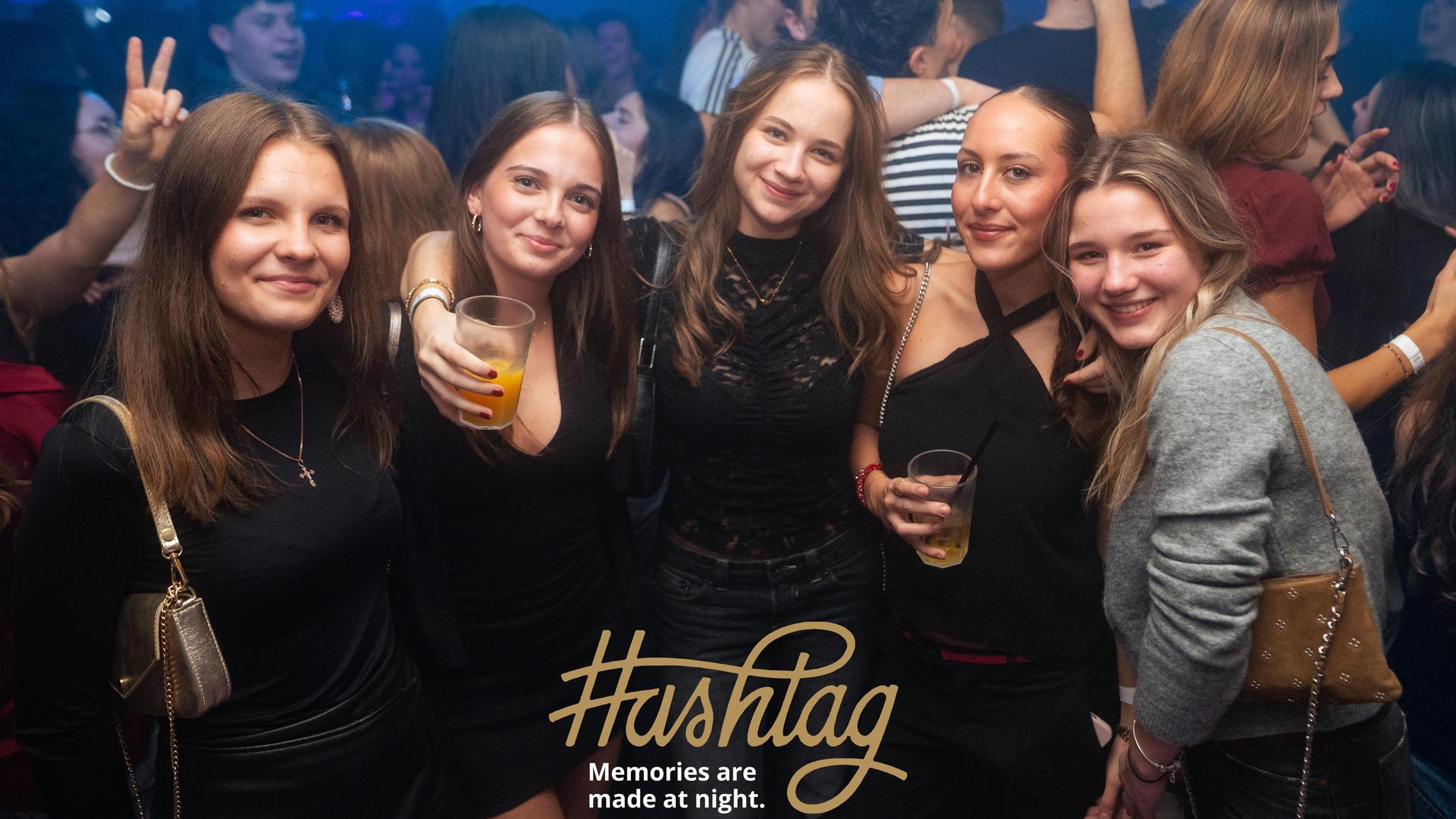 Am Dienstag wurde im Hashtag die Abgabe der Seminararbeiten gefeiert.  (Bild: Hannes Stock)