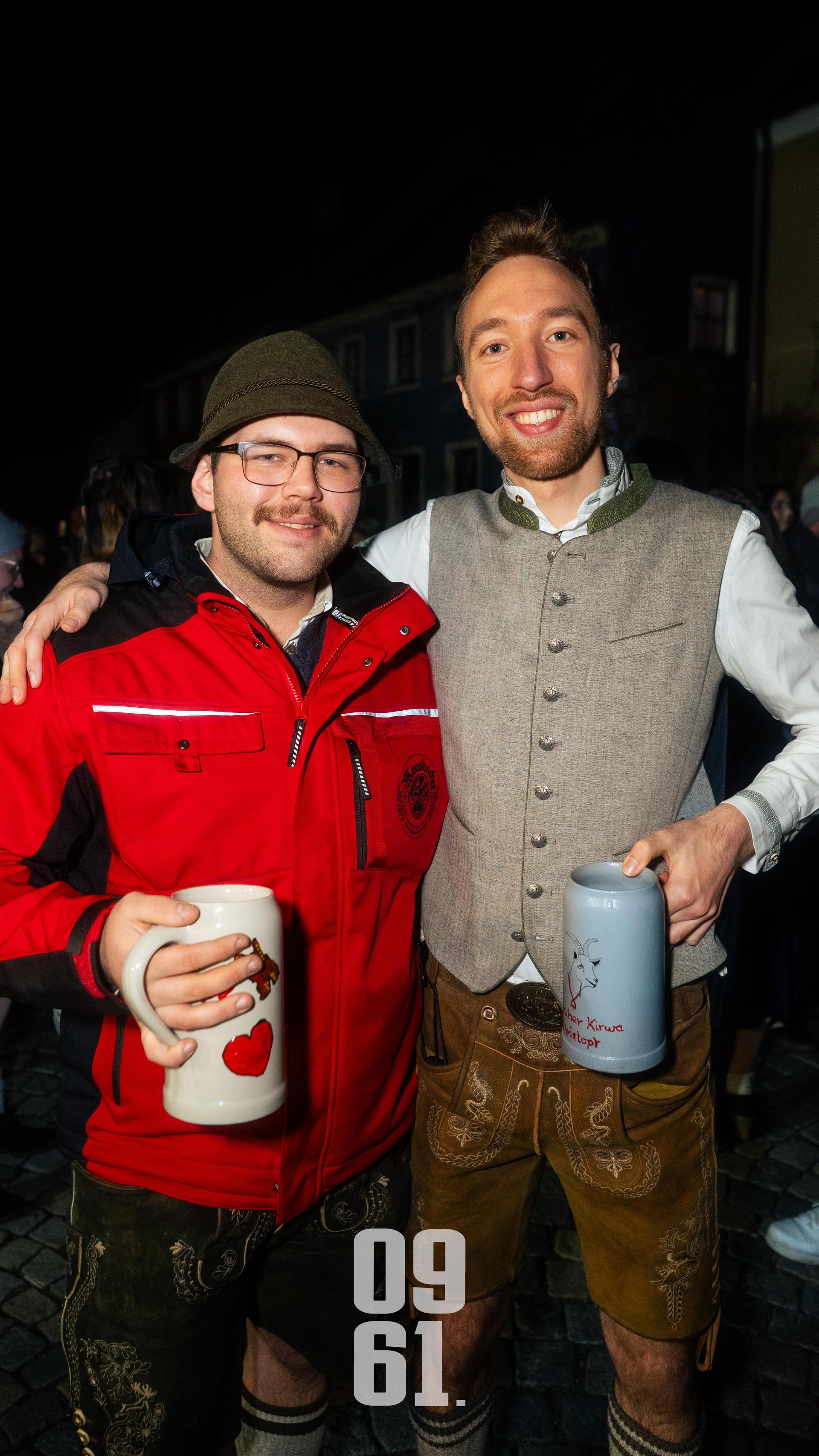 Auch am Sonntag wurde in Luhe gefeiert - die besten Bilder gibt&#39;s hier! (Bild: Hannes Stock)