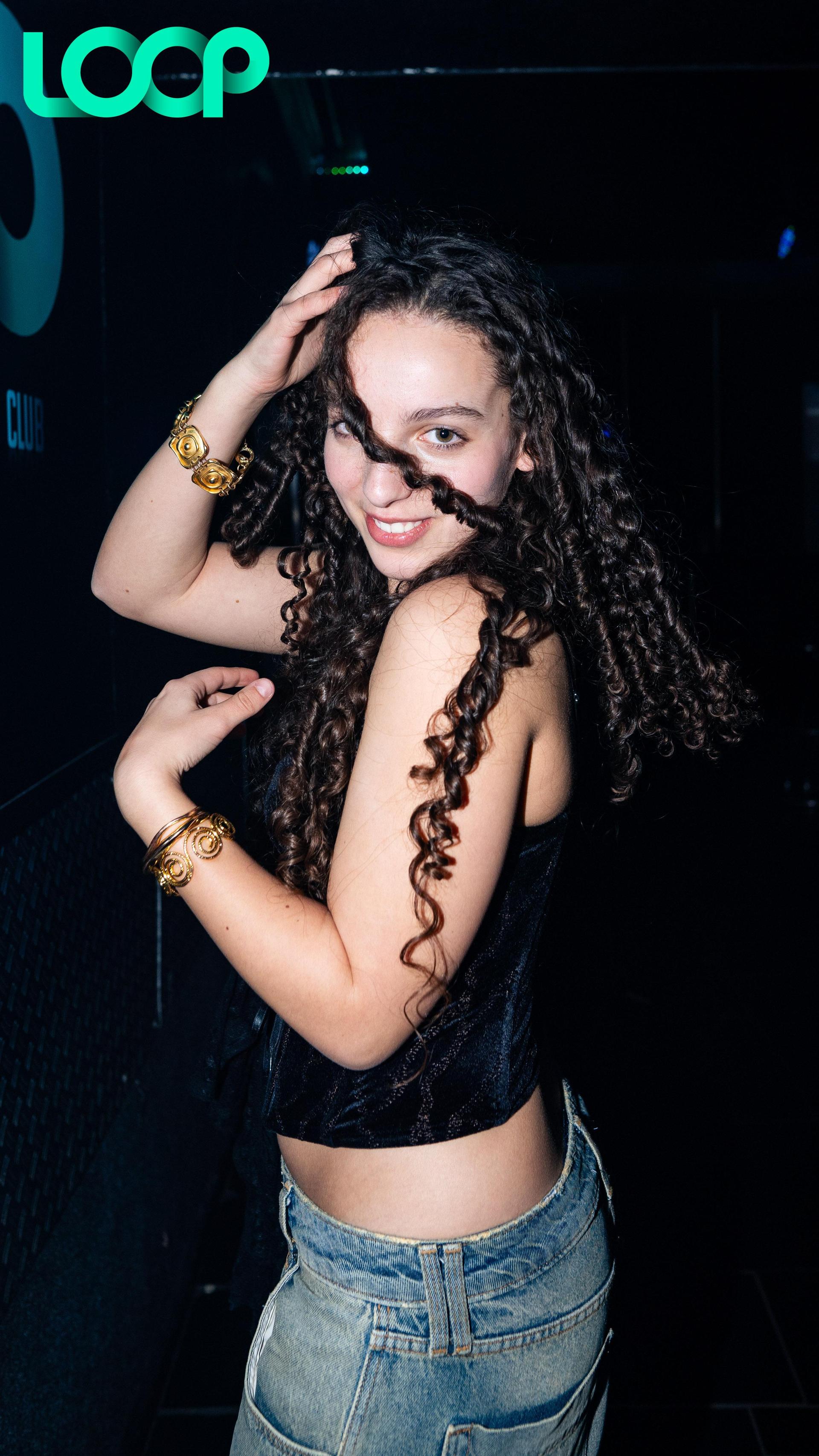 „Dark Glamour New Years Party”: Das war das Motto bei der Party am Freitag im Loop Weiden. (Bild: Hannes Stock)