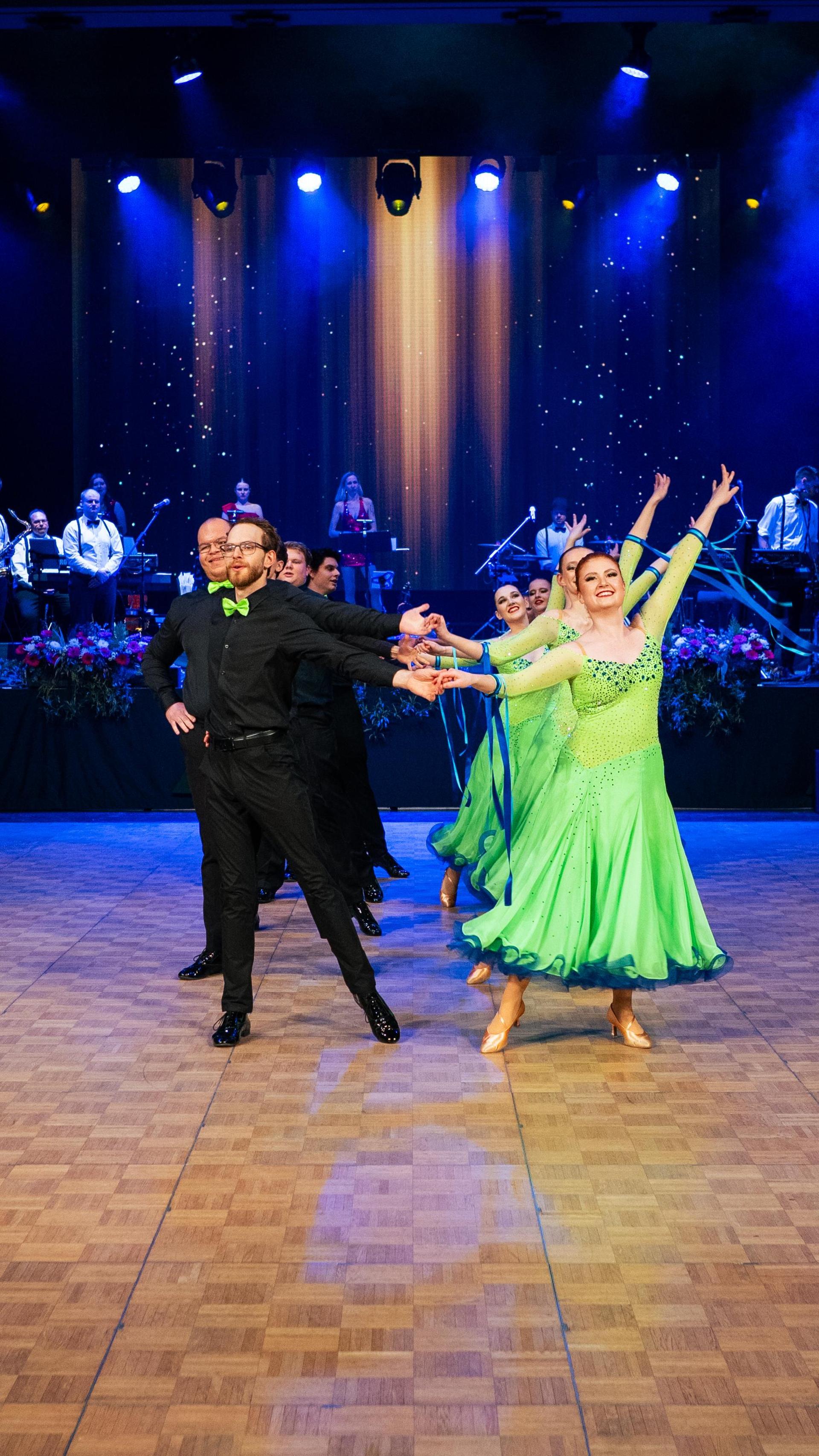 Am Samstag wurde es in der Weidener Max-Reger-Halle außergewöhnlich festlich. (Bild: Hannes Stock)