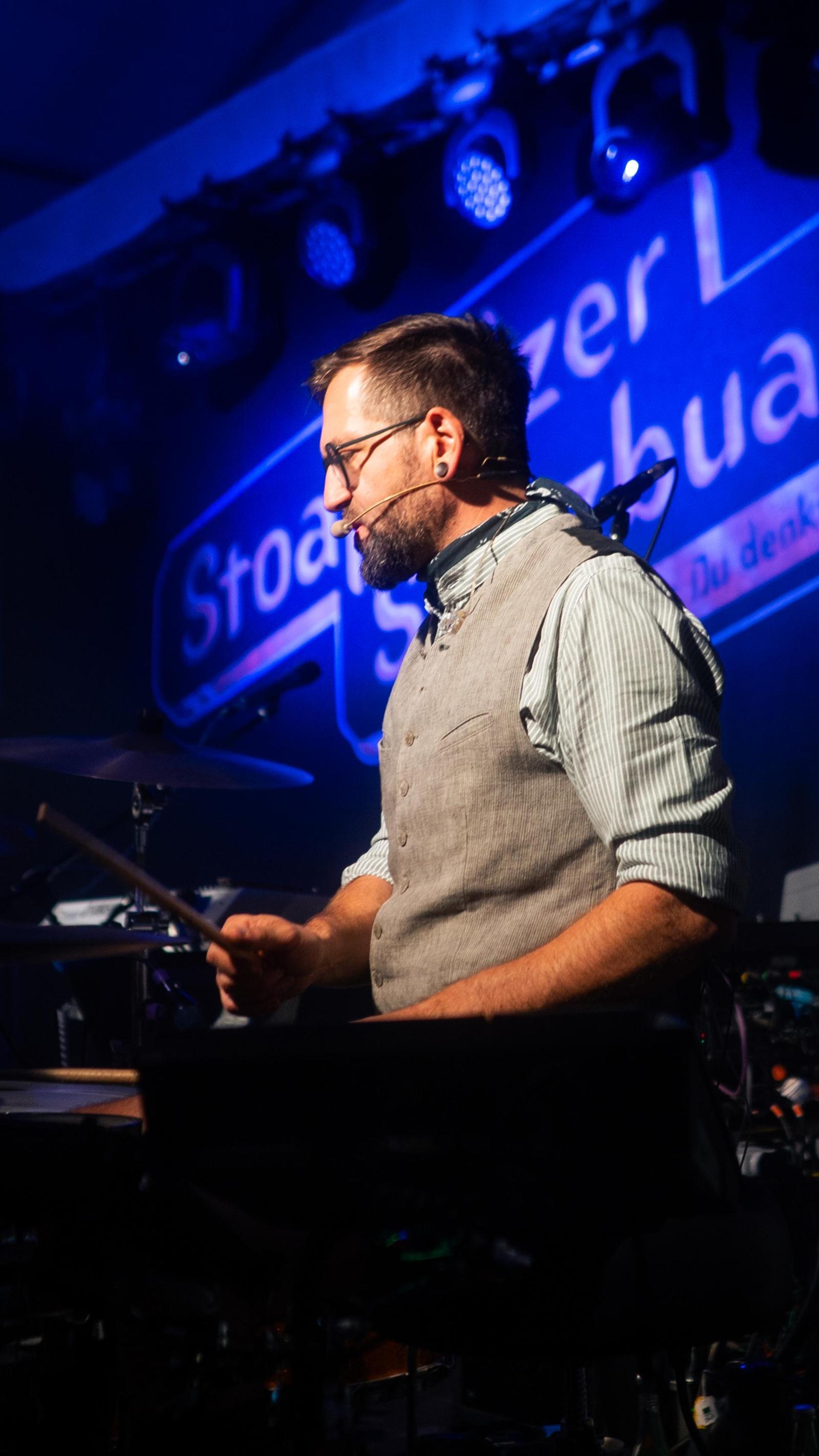 Wernberg feiert Kirwa, die Stoapfälzer Spitzbuam liefern die Musik zum Fest. (Bild: Hannes Stock)