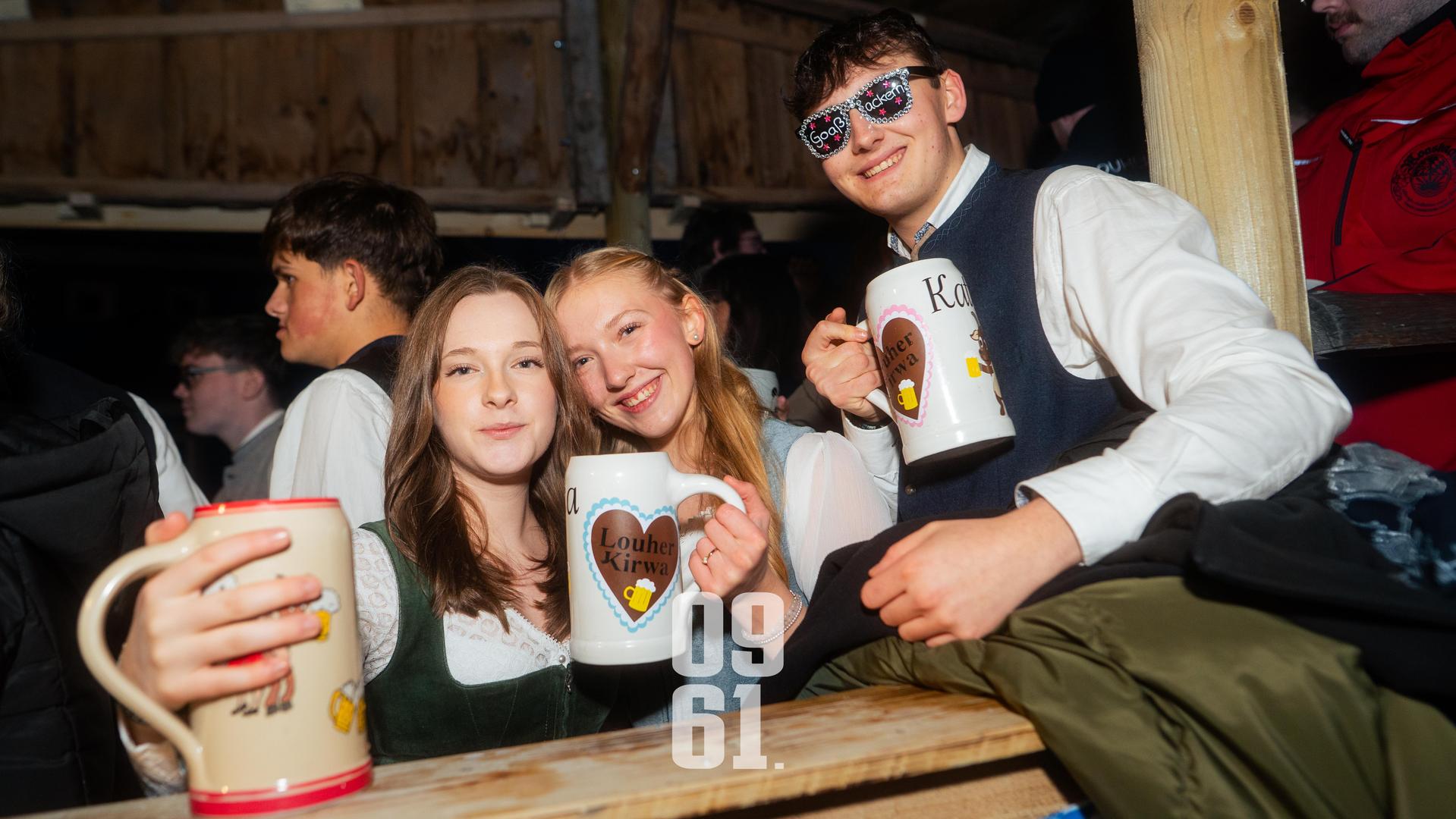 Auch am Sonntag wurde in Luhe gefeiert - die besten Bilder gibt&#39;s hier! (Bild: Hannes Stock)