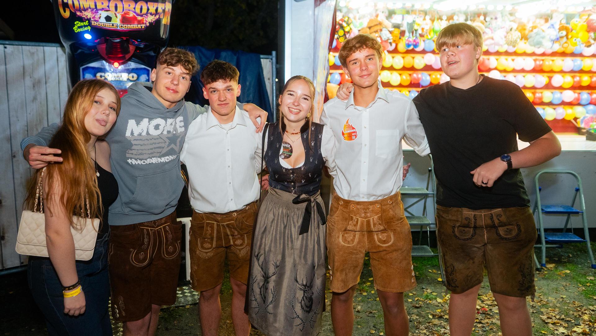 Alle Samstagsbilder der Kirwa in Weiherhammer. (Bild: Hannes Stock)