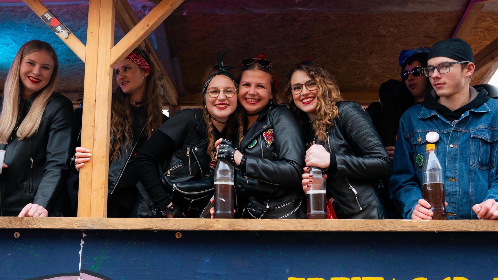 Am Sonntag wurde es bunt beim Pressather Faschingszug. (Bild: Hannes Stock)