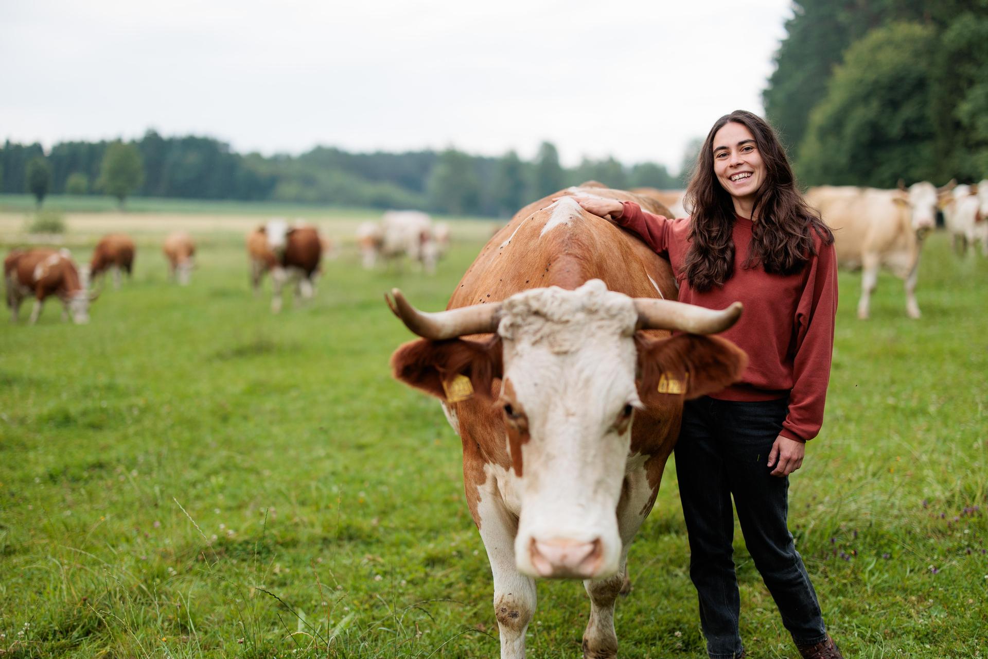 Stefanie Weig aus Pleystein macht bei der Sendung „Landfrauenküche“ mit. (Bild: Hans-Florian Hopfner/BR)