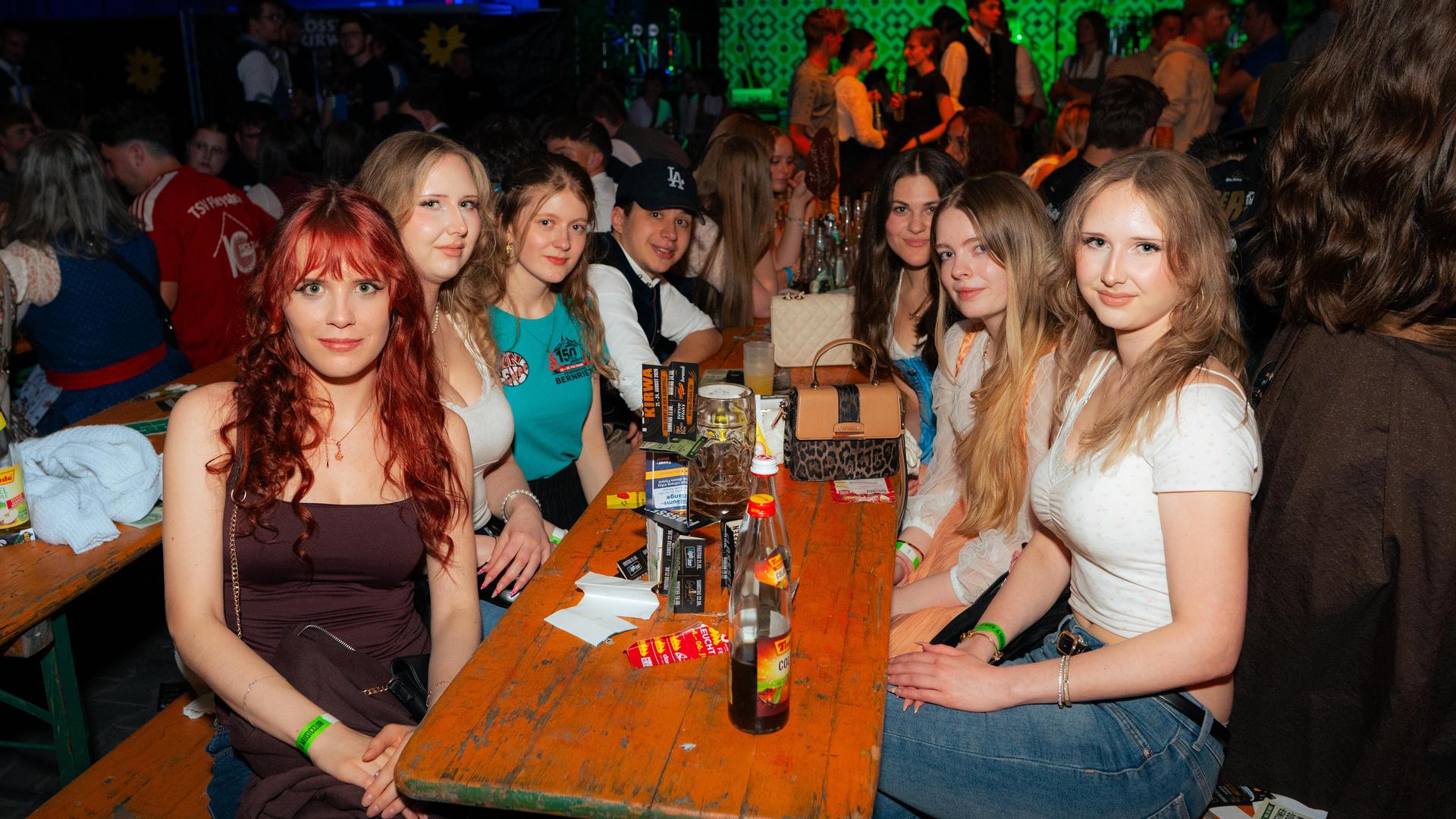 Bei der „Sommerwiesn” der KLJB Waldthurn ging es hoch her. (Bild: Hannes Stock)
