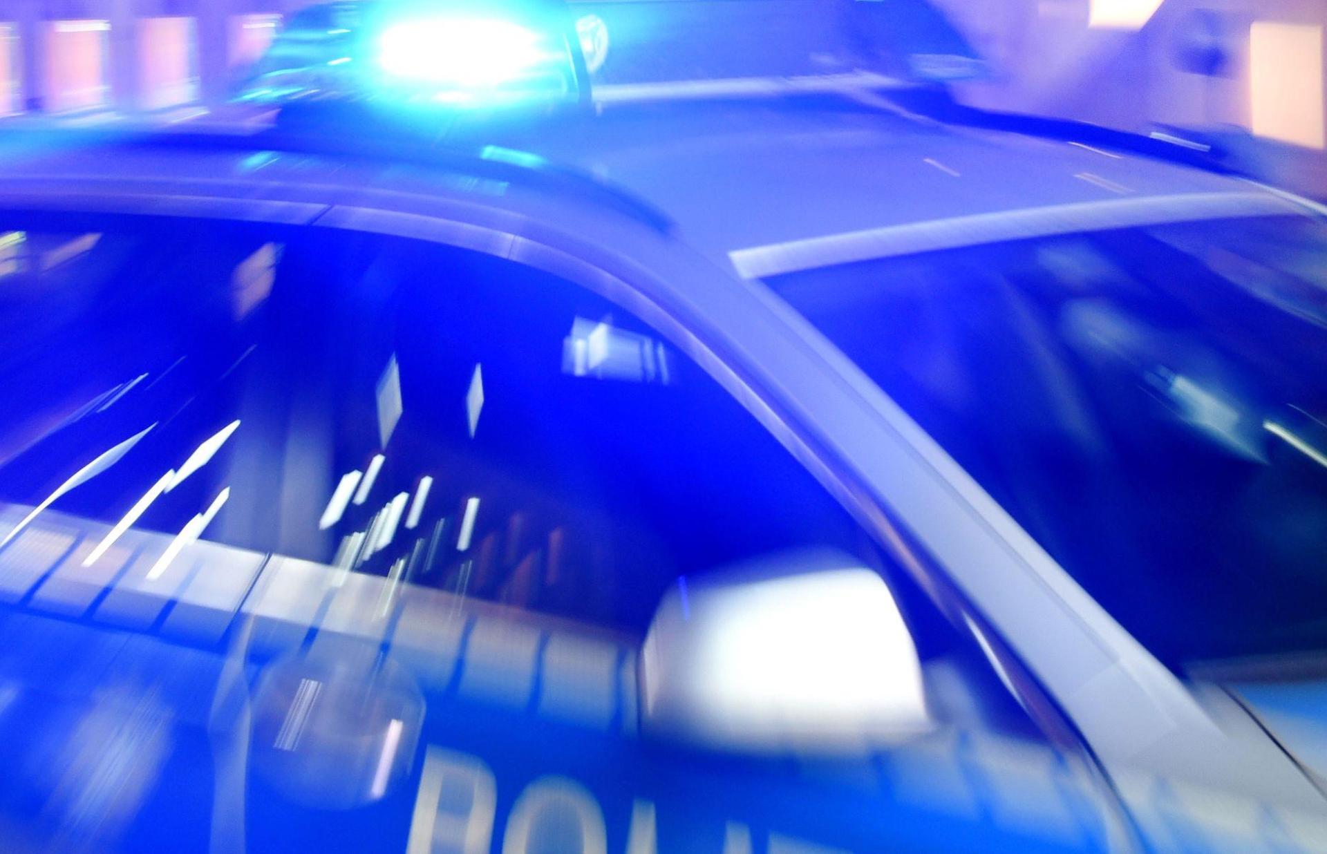 Gegen vier Jugendliche ist wegen Hakenkreuz-Schmierereien in Bayreuth Anklage erhoben worden. (Bild: Carsten Rehder/dpa)