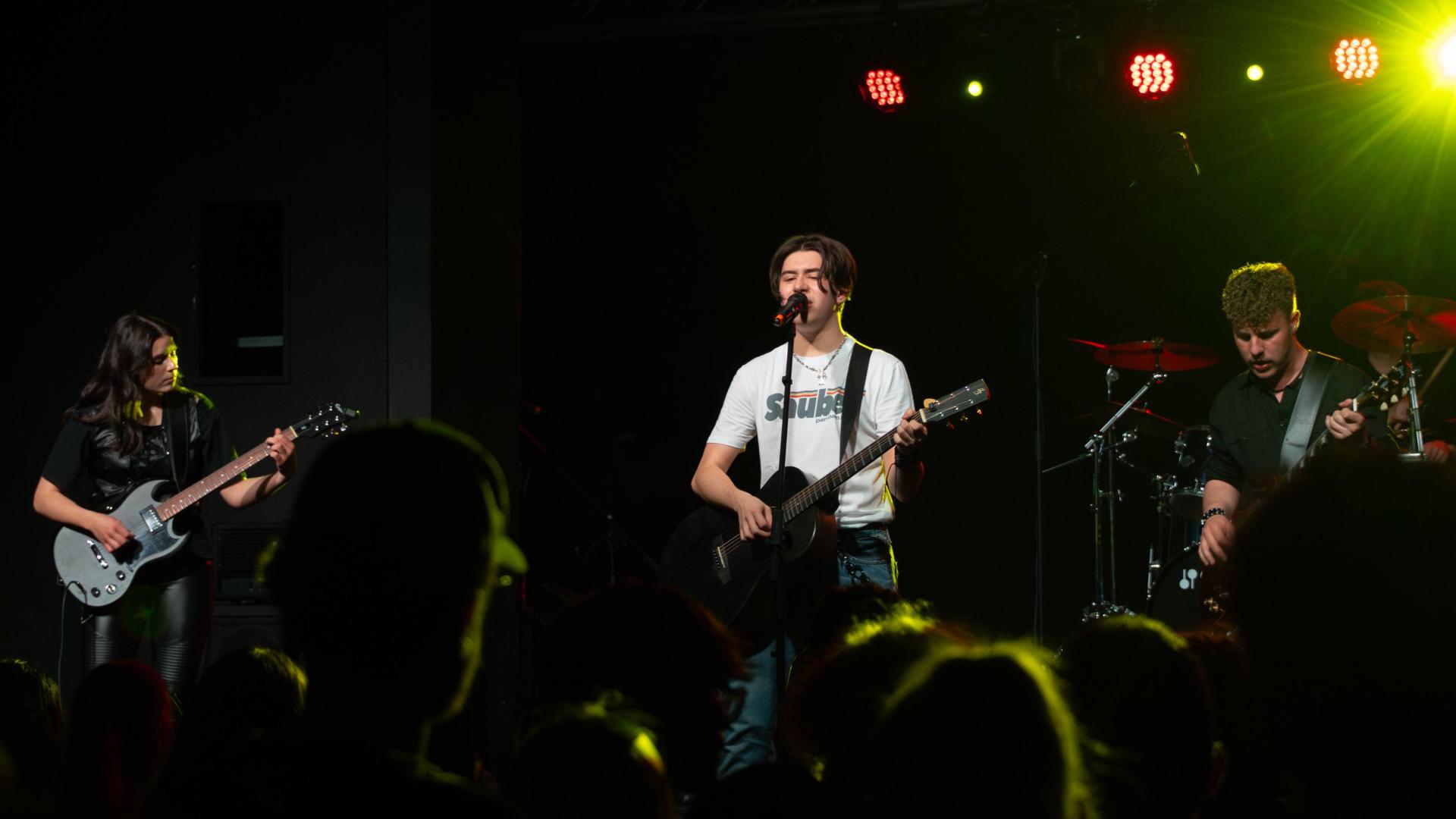 Bandcontest „Weiden tobt” im JUZ in Weiden. (Bild: Marina Gube)