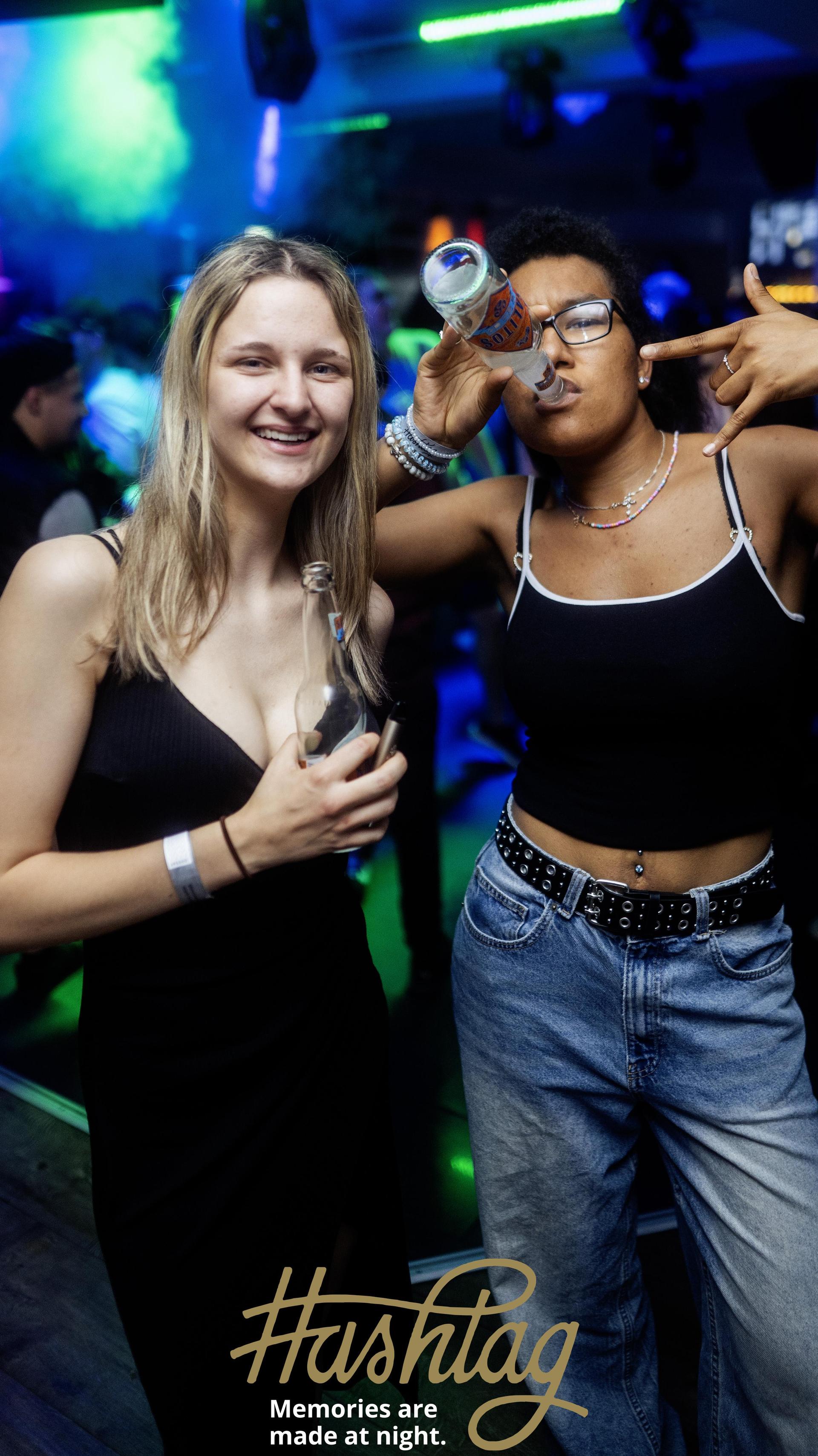 Bei der 2000er-Party im Hashtag am Freitag sorgte DJ BEKAY für gute Laune! Fotograf Hannes Stock war für euch unterwegs. (Bild: Hannes Stock)