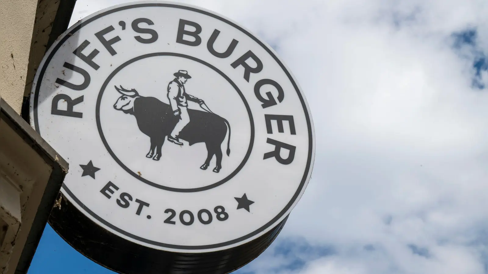 Aus Burgerheart wird Ruff&#39;s Burger. (Bild: Peter Kneffel/dpa)