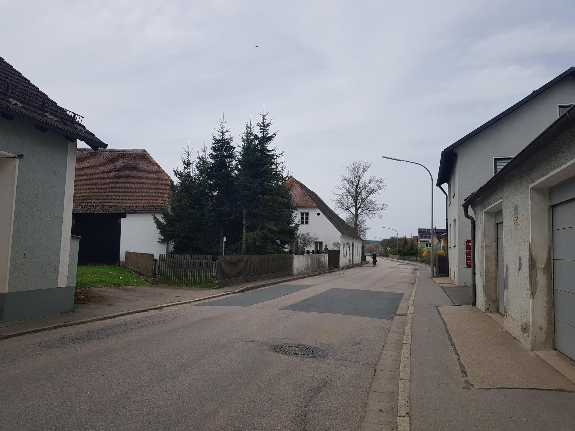 Ab 5. Mai beginnen Bauarbeiten in der Burgtreswitzer Straße. Die Straße ist für den Durchgangsverkehr gesperrt.  (Bild: gi)