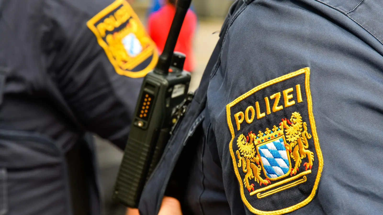 Lautes Hupen ärgerte einen Motorradfahrer in Regensburg so sehr, dass er zu Gewalt greift.  (Symbolbild: Petra Hartl)