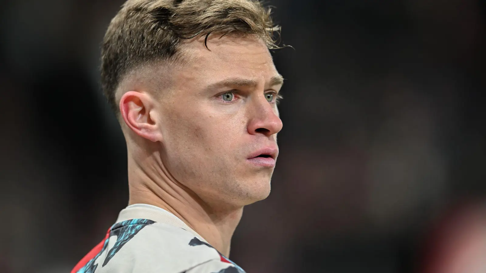 Joshua Kimmich verlängert seinen Vertrag beim FC Bayern. (Bild: Fabian Strauch/dpa)