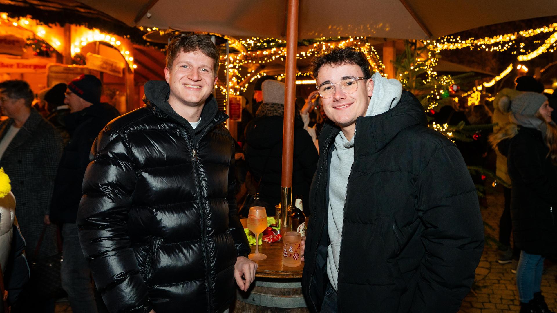 Fotos vom Weidener Weihnachtsmarkt am Freitag.  (Bild: Hannes Stock)