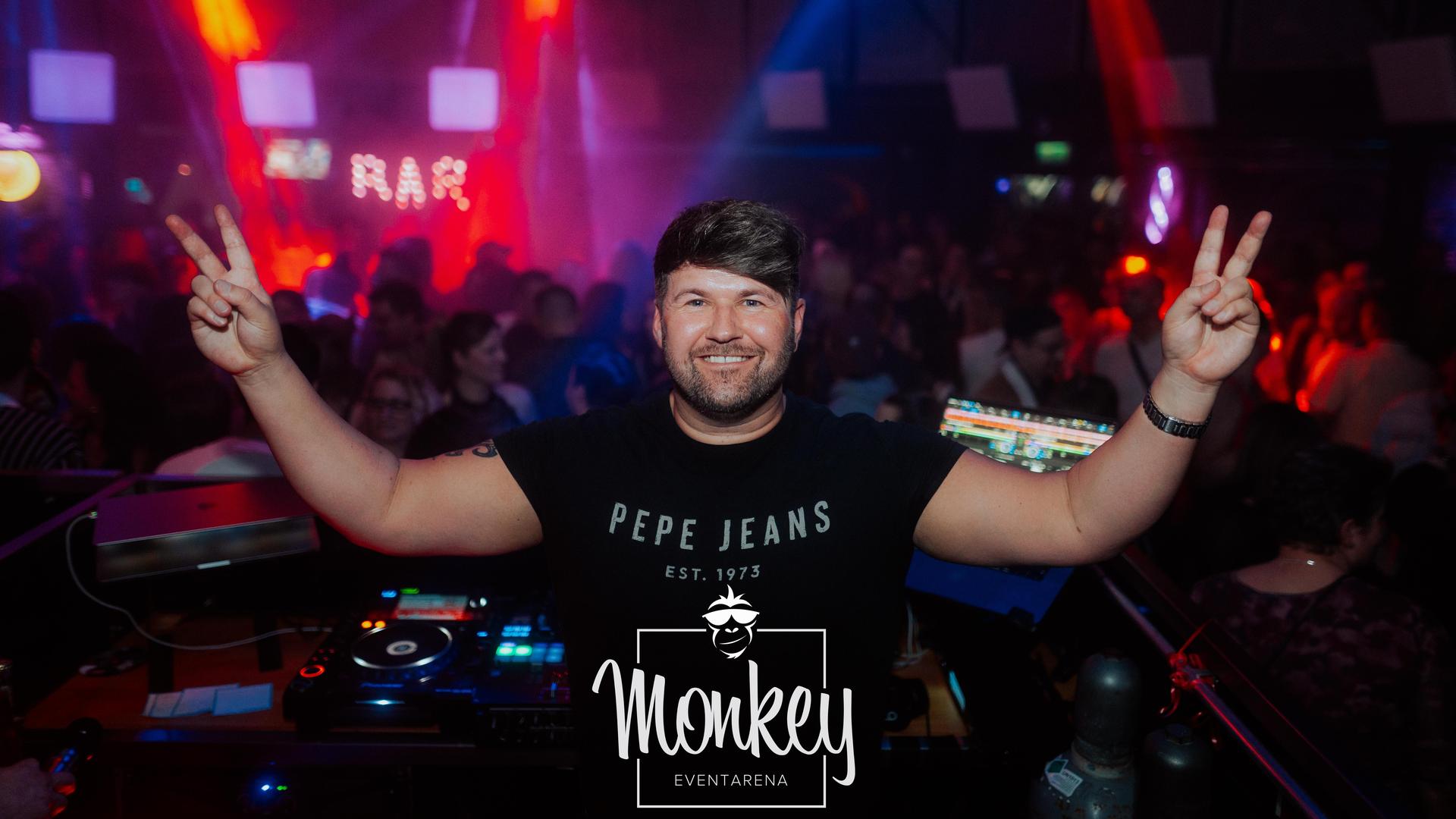 90er und 2000er im Monkey! (Bild: Sebastian Reiter)