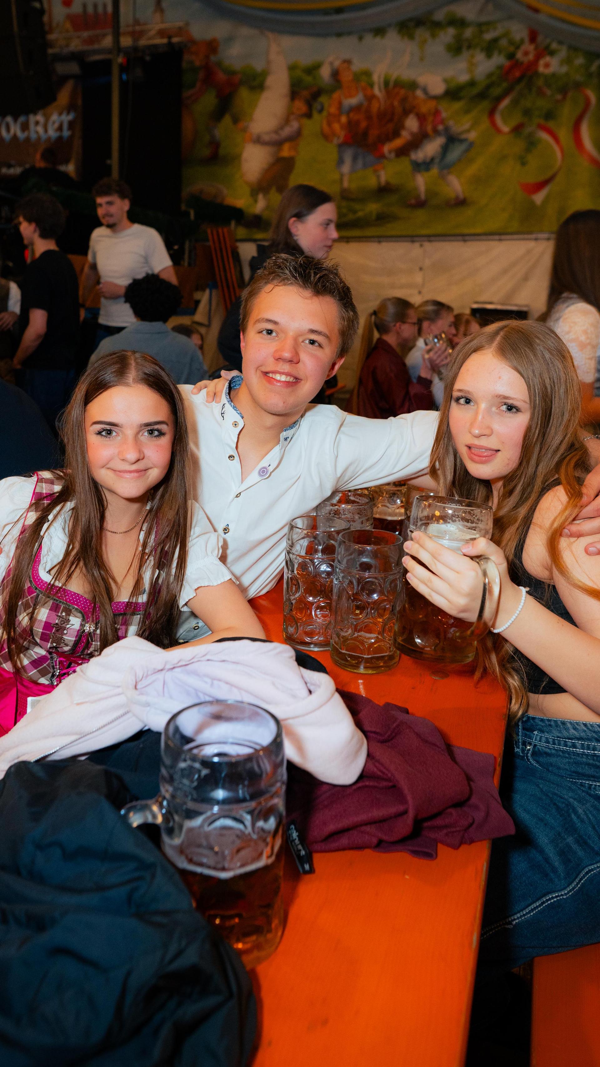 Bilder des Abends (Bild: Hannes Stock)