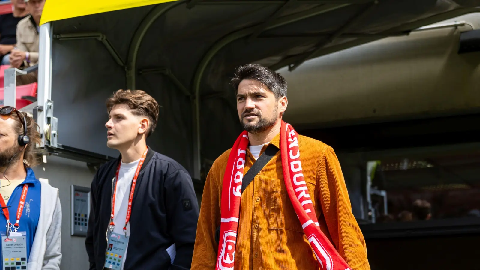 Oliver Hein (rechts) ist nicht mehr Vorstandschef des SSV Jahn. (Bild: Sascha Janne)