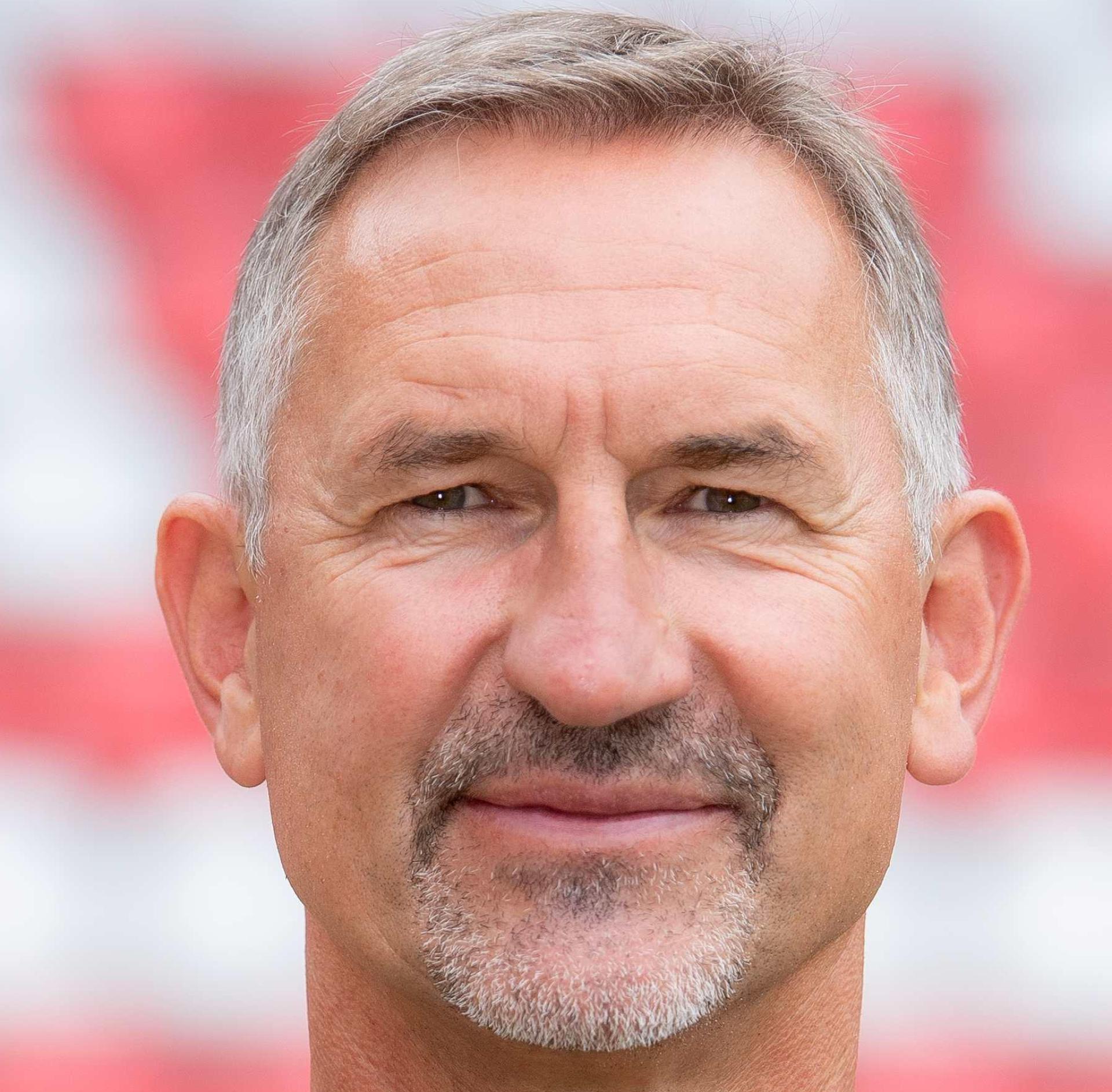 Achim Beierlorzer ist nicht mehr Geschäftsführer Sport beim SSV Jahn Regensburg. (Bild: Photo-Studio Büttner/exb)