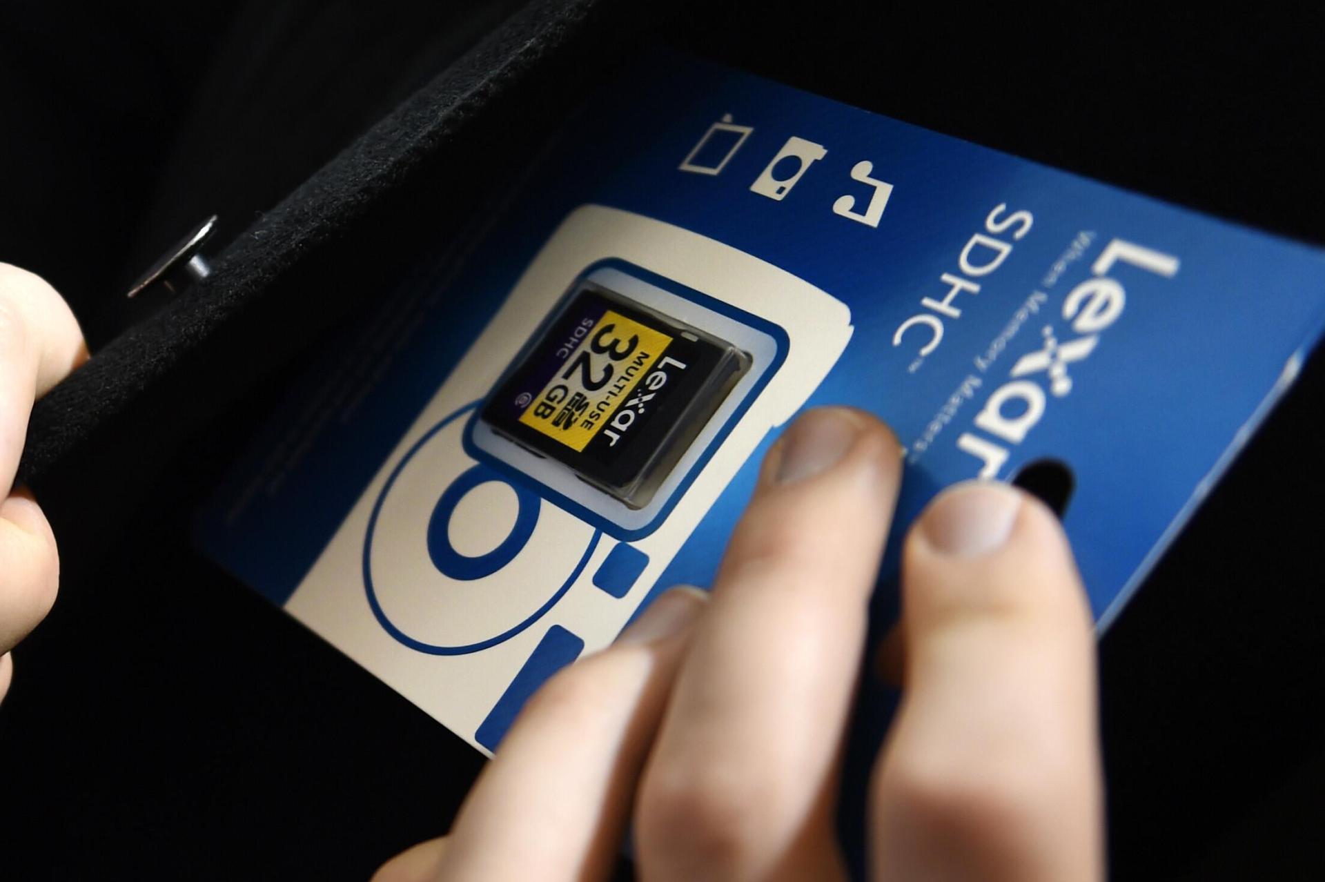 Lebensmittel, Kosmetika sowie Wertkarten für Mobiltelefone versuchte am Samstag ein Mann aus einem Verbrauchermarkt in Weiden zu stehlen. (Symbolbild: Felix Kästle)