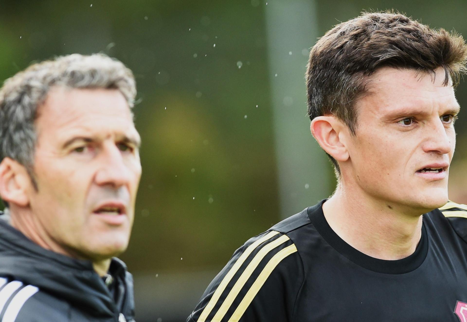 Co-Trainer Stefan Grünauer (links) und Spielertrainer Benjamin Urban haben ihre Verträge beim SC Luhe-Wildenau um ein Jahr verlängert. (Archivbild: G. Büttner)