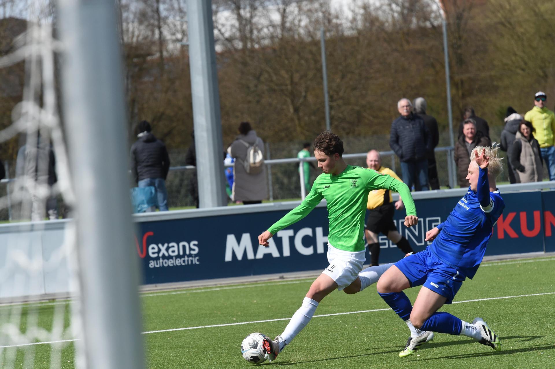 Bildergalerie der C-Junioren der SpVgg SV Weiden in der Bayernliga-Aufstiegsrunde. Die Weidener verloren die Partie mit 0:3 gegen Deggendorf.  (Bild: Gerhard Büttner)