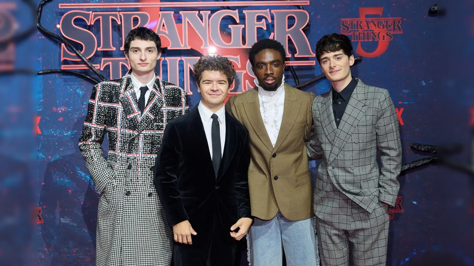 Zum Fan-Event in Berlin kamen einige der Hauptdarsteller von „Stranger Things“: Finn Wolfhard, Gaten Matarazzo, Caleb McLaughlin und Noah Schnapp (von links nach rechts). (Archivbild) (Bild: Annette Riedl/dpa)